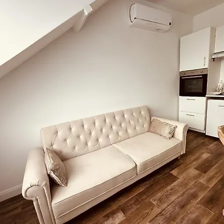 Διαμέρισμα Studio 3 Des Remparts A 5 Mins De Charleville-Mezieres