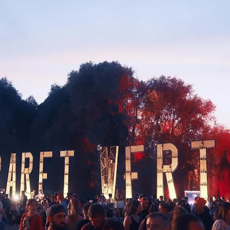 3 Des Remparts A 5 Mins De Charleville-mezieres Lägenhet *