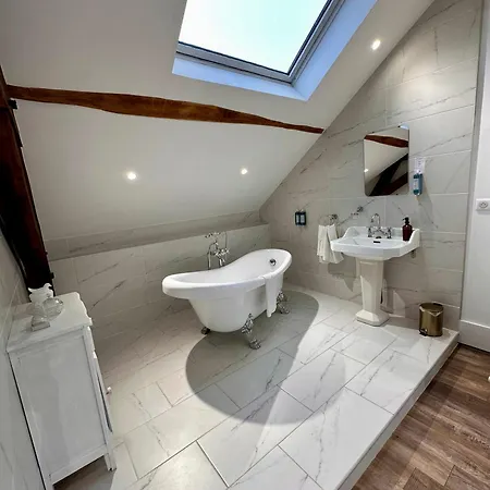 3 Des Remparts A 5 Mins De Charleville-mezieres Appartement