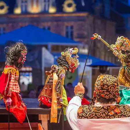 3 Des Remparts A 5 Mins De Charleville-mezieres Lägenhet *