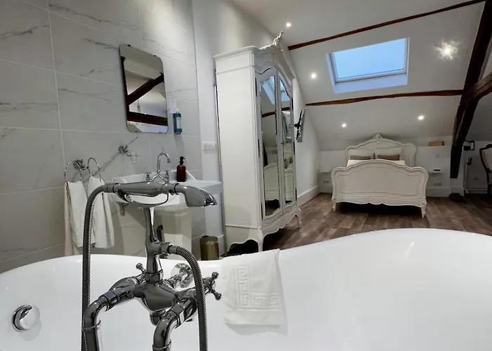 3 Des Remparts A 5 Mins De Charleville-mezieres Warcq